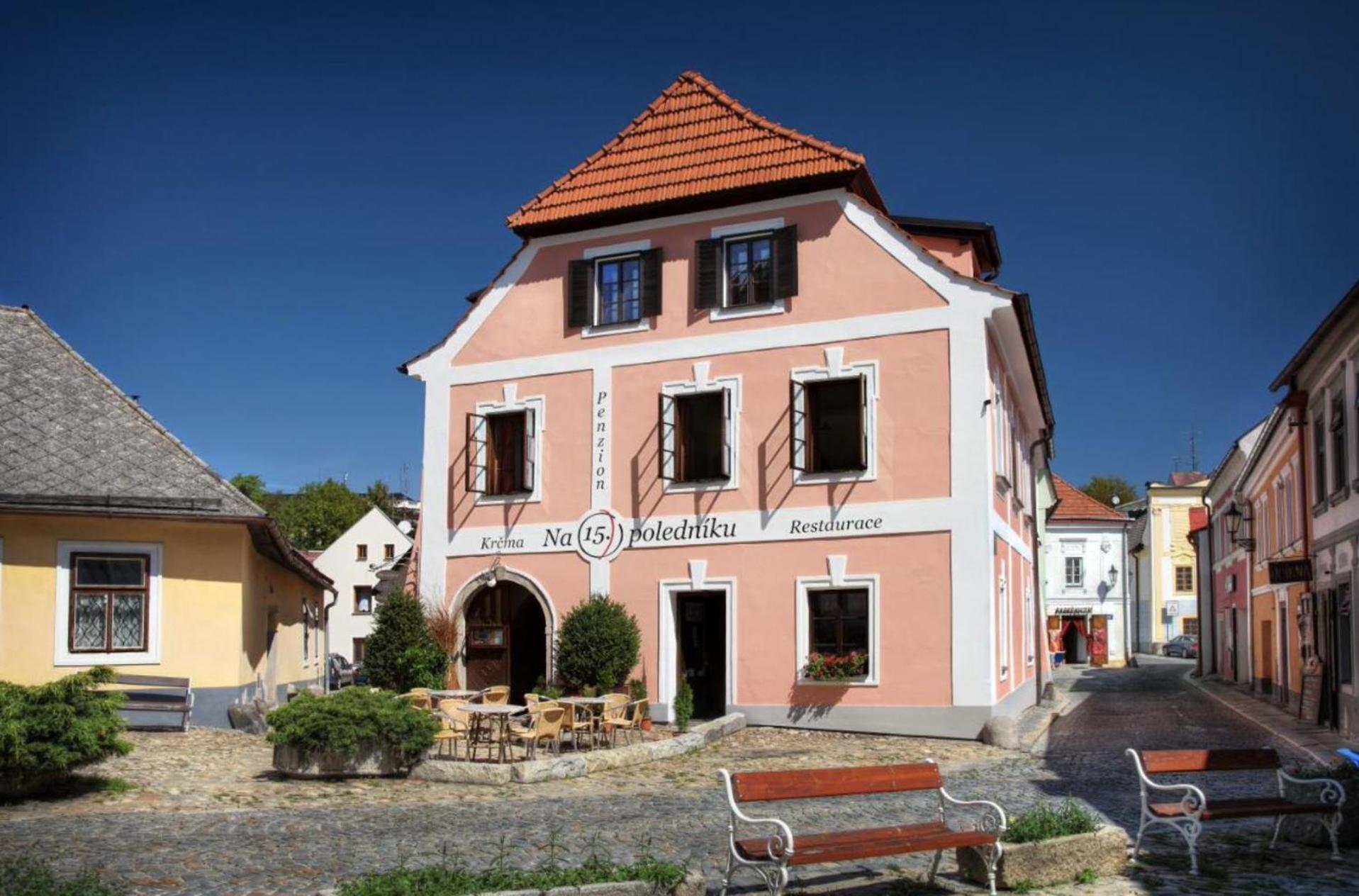 Penzion Na 15. Poledniku Hotel Jindřichŭv Hradec Exterior foto